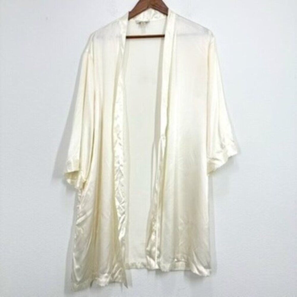 Vera Wang Ivory Short Kimono Robe Bridal Pictures Wedding Day Romantic Classic